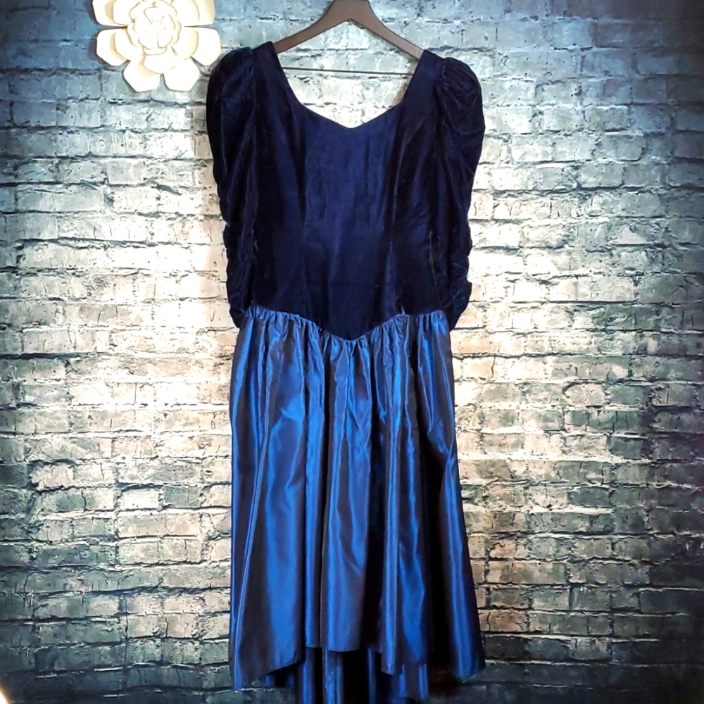 Vintage | Handmade 80s Blue Velvet and Taffeta Prom Dress Evening Gown